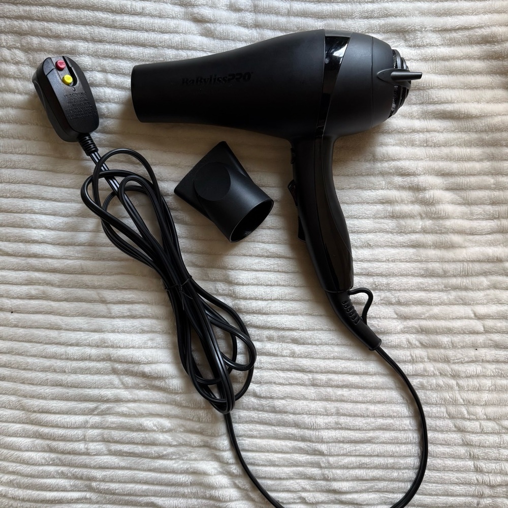 BaBylissPRO Hair Dryer with Concentrator Nozzle